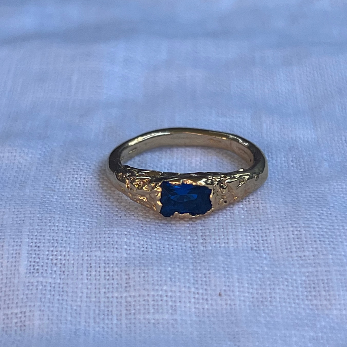 Thalassa ring